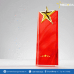 mẫu cúp vinh danh cuối năm