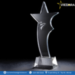 mẫu cúp vinh danh cuối năm