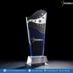 mẫu cúp vinh danh cuối năm