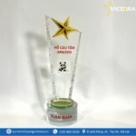 mẫu cúp vinh danh cuối năm